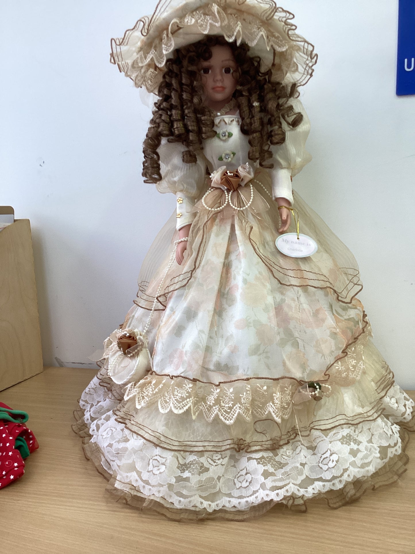 Vintage porcelain doll - Collectors doll