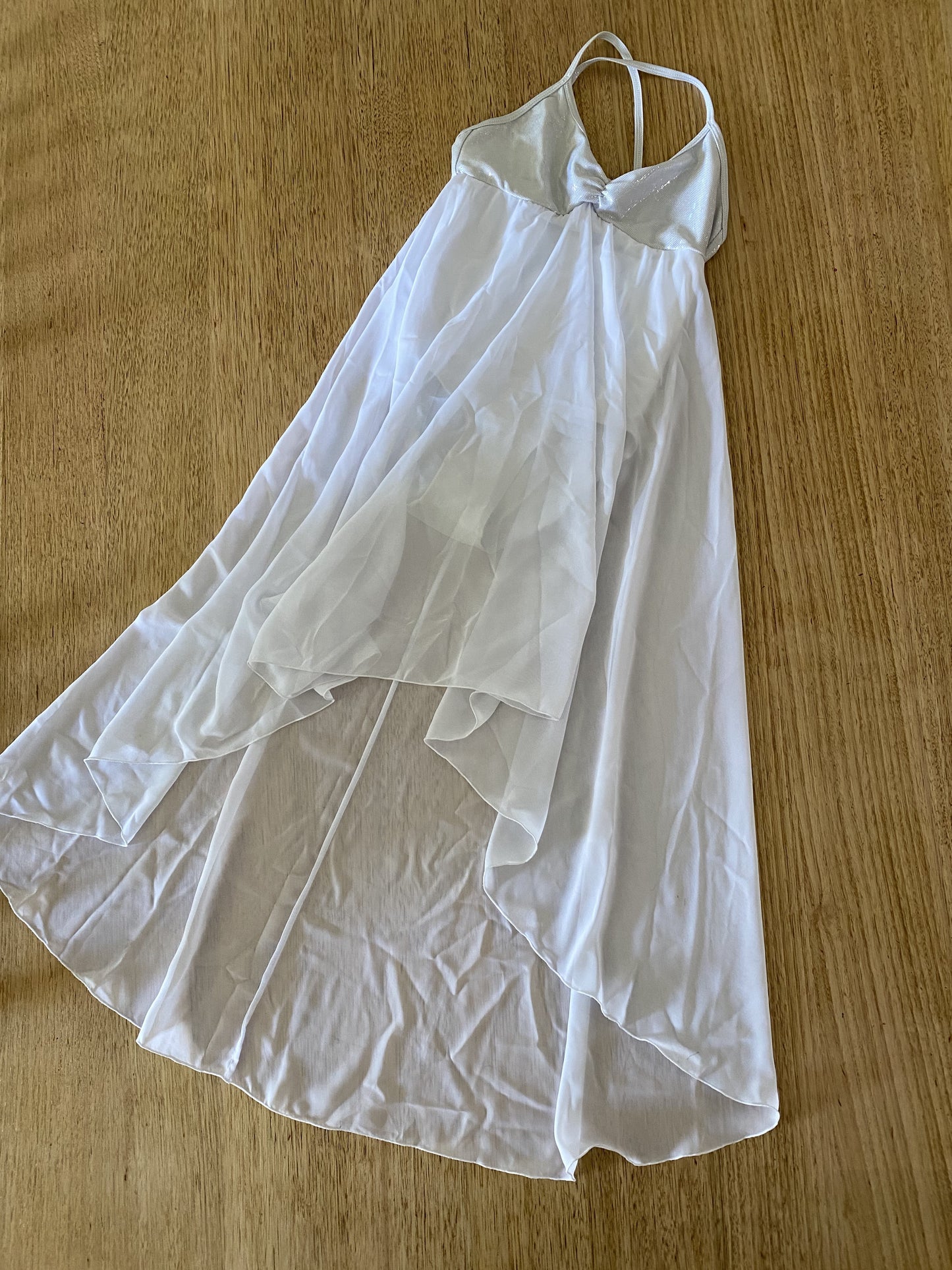 A1235 Angel dress - white size Med Child