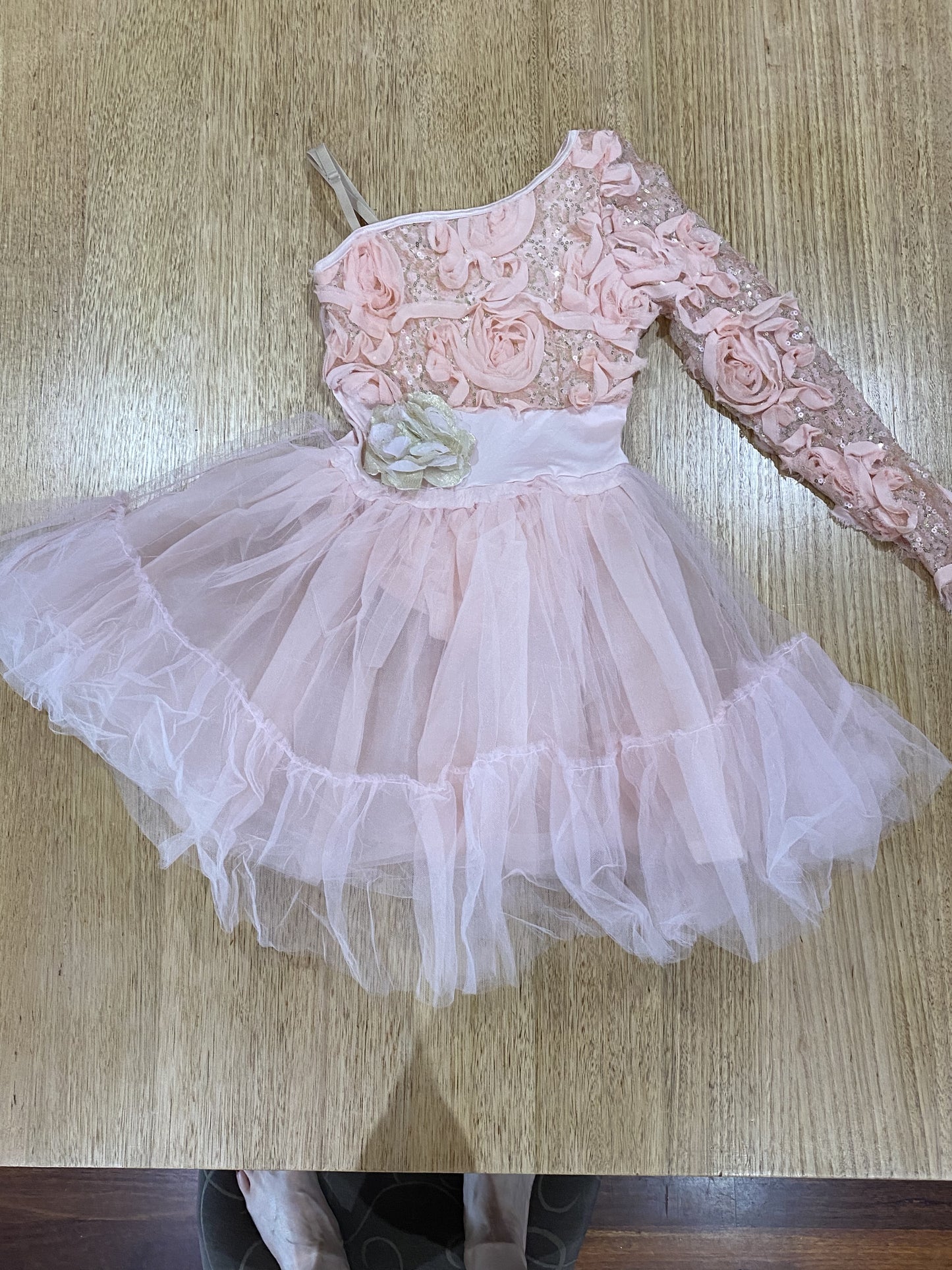B128 Dusty Pink Girls evening outfit size 8